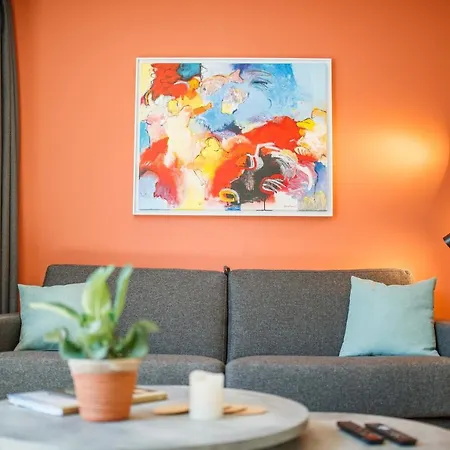 Trendy Design 55m2 With Balcony - Db6b دين بوس