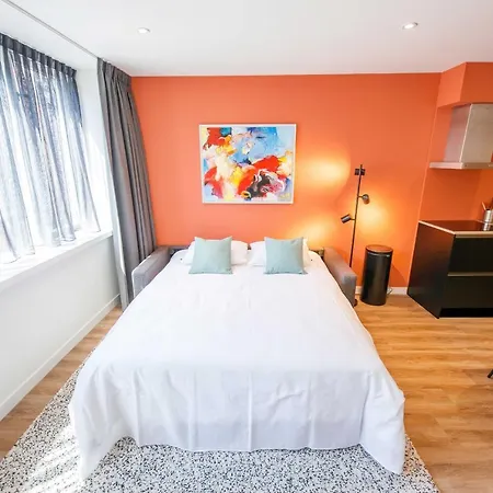 Trendy Design 55m2 With Balcony - Db6b *