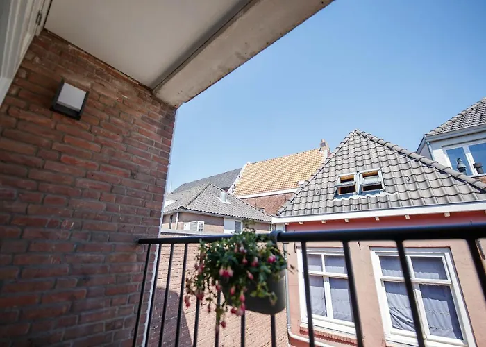 Trendy Design 55m2 With Balcony - Db6b 아파트