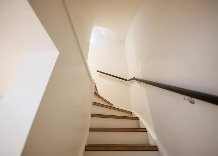 Trendy Design 55m2 With Balcony - Db6b *